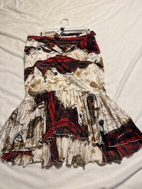 Just Cavalli Ivory Skirt with Red & Gold Print